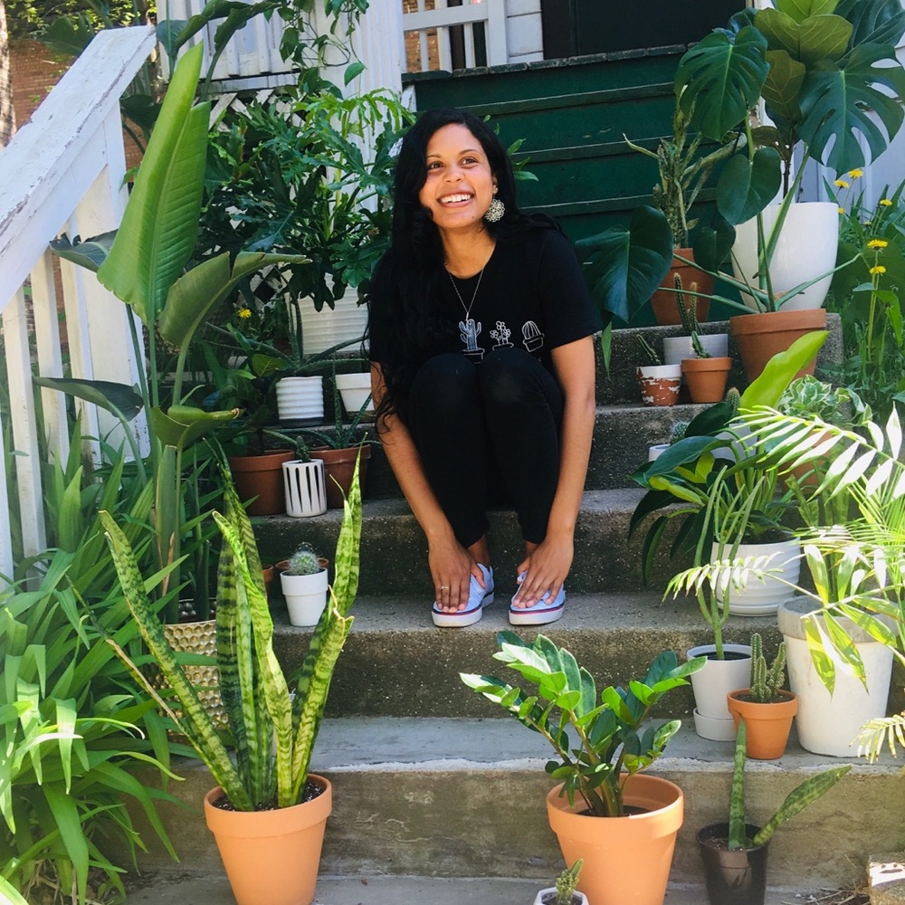 Meet your Posher, Laura